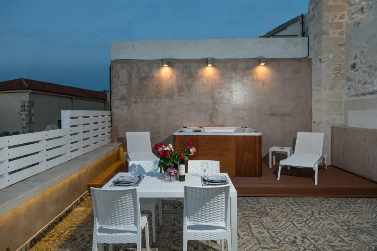 Jacuzzi Suite In The Heart Of Oldtown Rethymno Exteriör bild